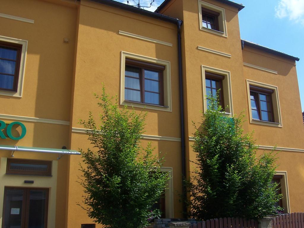 Pension Euro Mikulov Exteriör bild